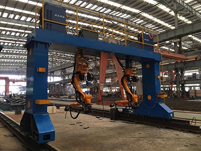 Bridge type gantry