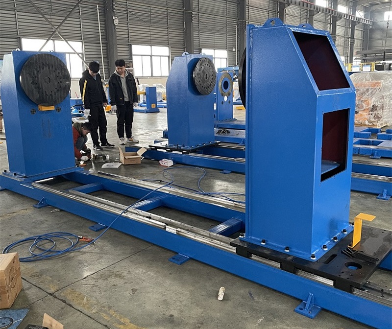 Welding positioner