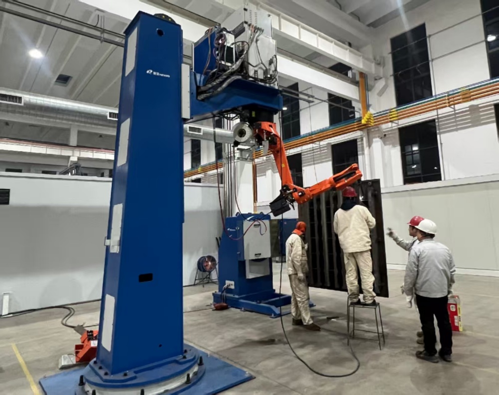 Welding robot